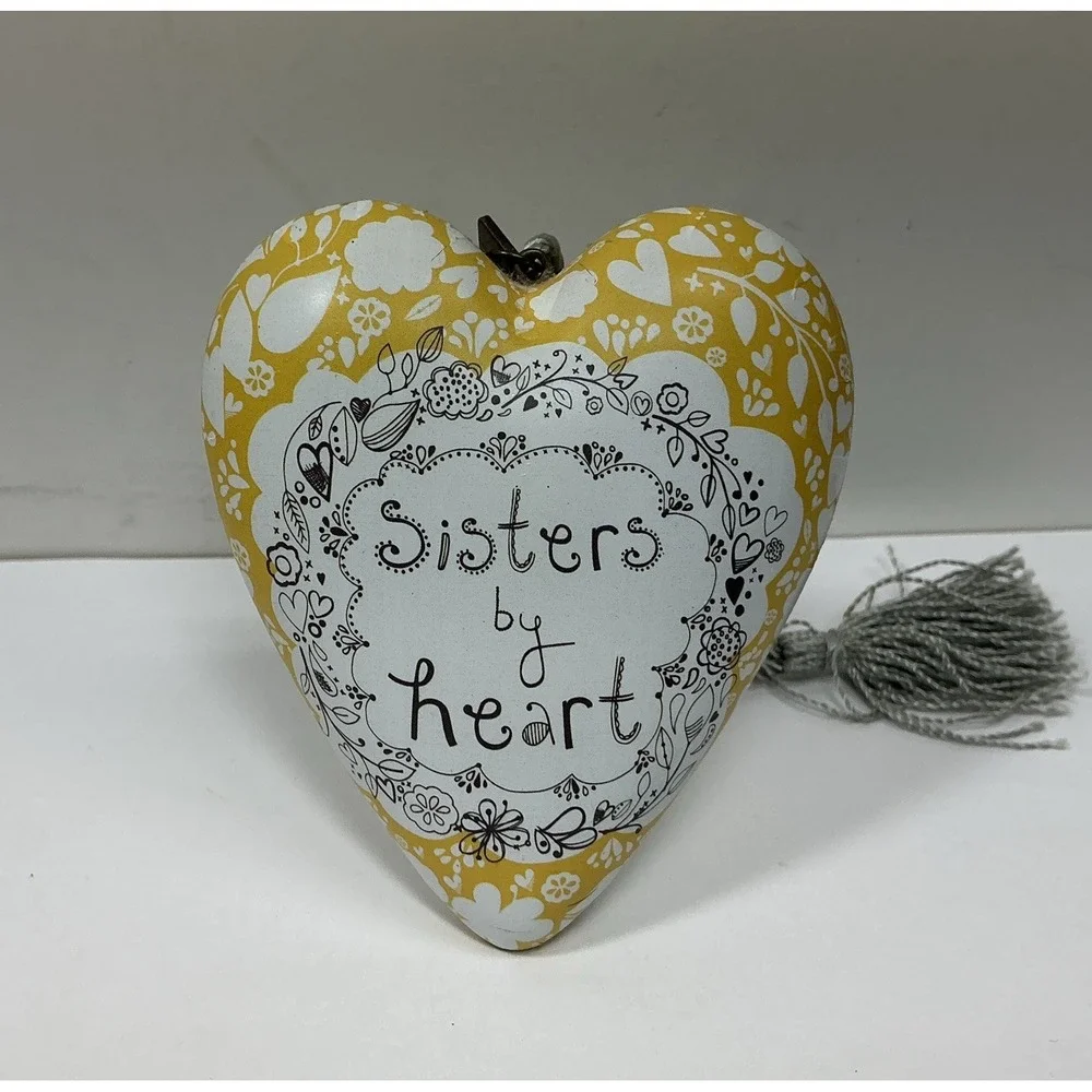 Sisters By Heart Rachael Taylor‎ Yellow home Decor Heart w/Key